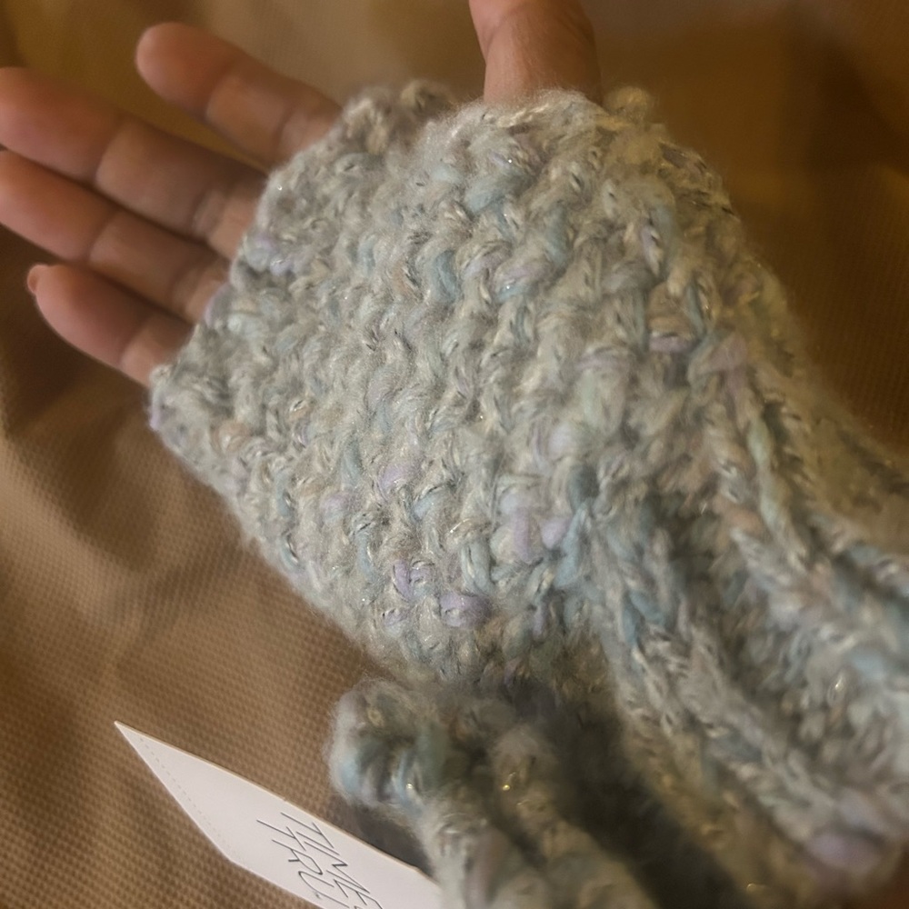 Fingerless Mittens - Picture 2 of 6
